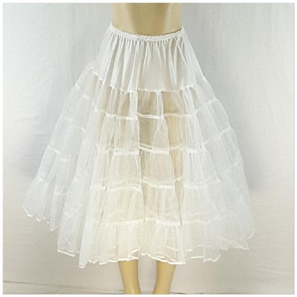 Malco Modes Other - MALCO MODES, Crinoline Petticoat, size Medium